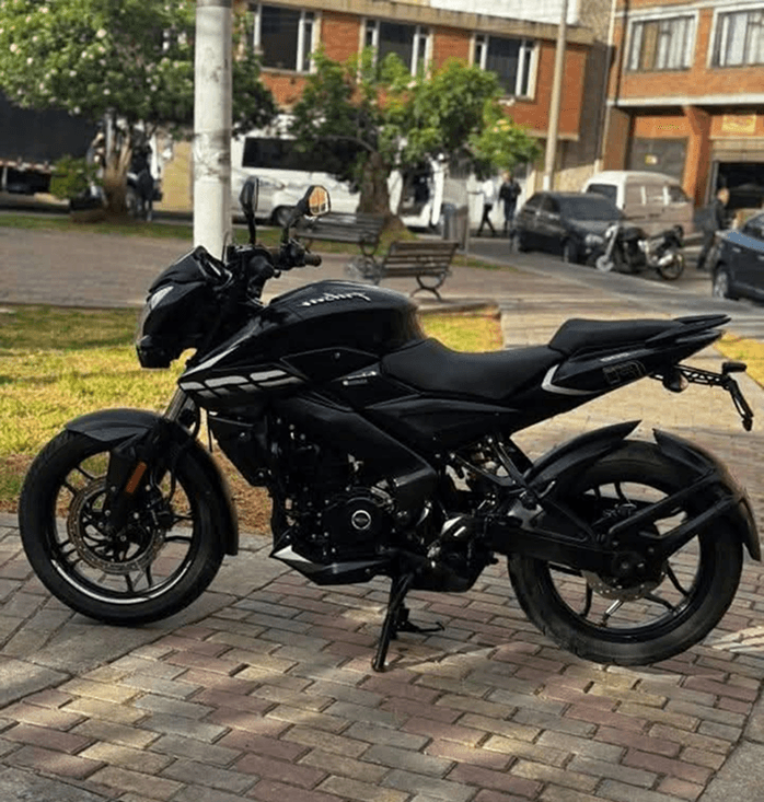 Bajaj Boxer CT 100